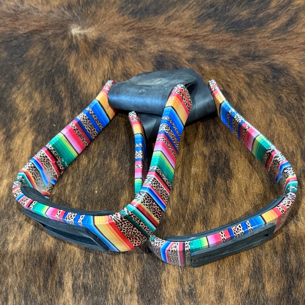 Colorful Serape Pattern Stirrup Covers - Multicolor